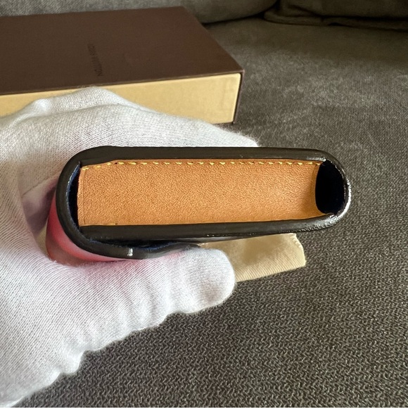 Louis Vuitton card case - Picture 4 of 10